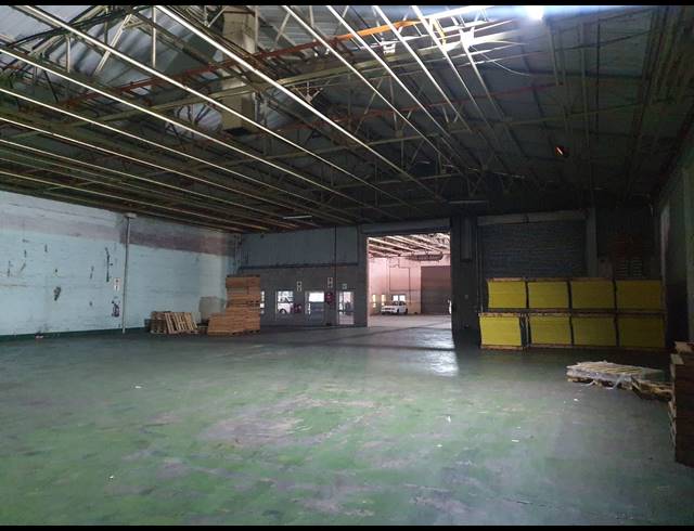3,010M² FACTORY TO LET IN BELLVILLE SOUTH INDUSTRIA